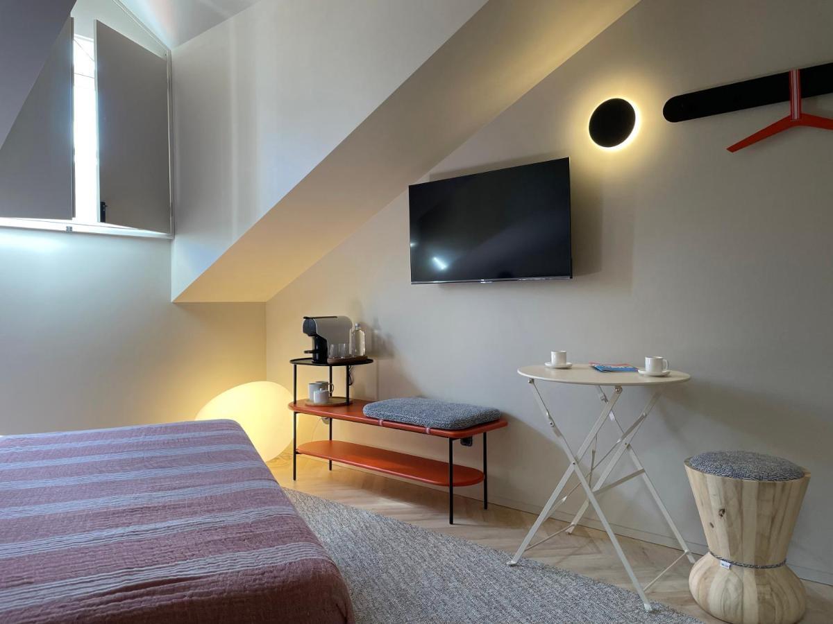 Sutrooms Hotel *